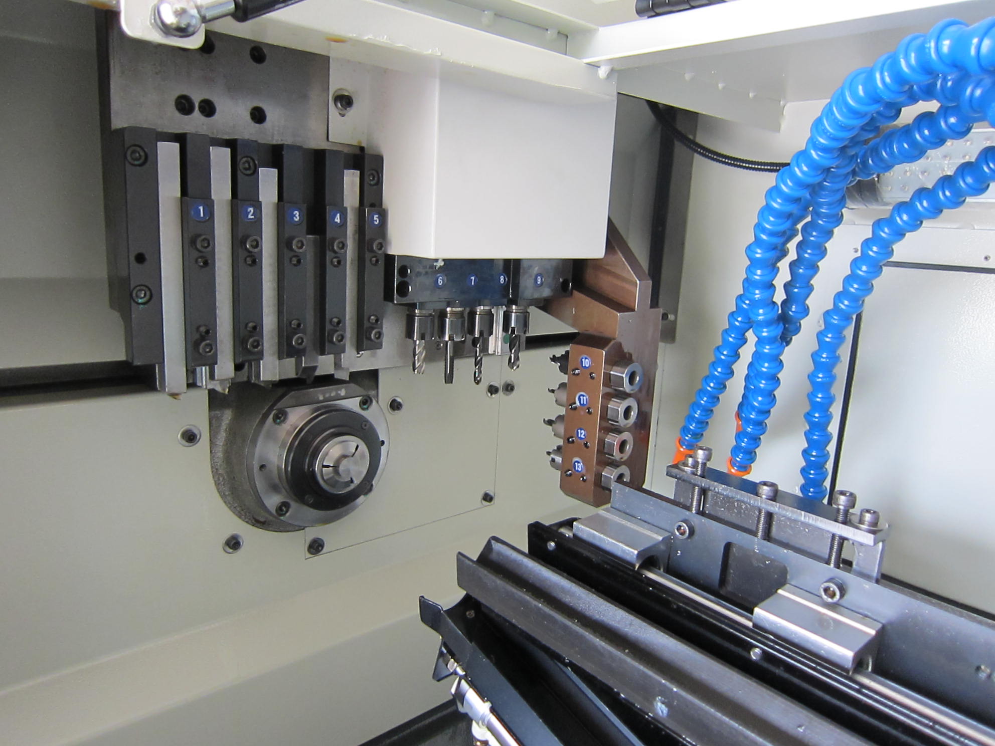 数控机床 (1).jpg